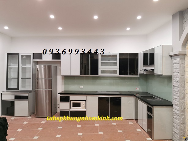 Tủ bếp nhôm kính hệ cánh Xingfa VN màu trắng Tủ bếp nhôm kính hệ cánh Xingfa VN màu trắng