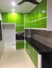 Tủ bếp nhôm hệ cánh Xingfa màu trắng VN mặt kính mầu xanh - anh 1 Tủ bếp nhôm hệ cánh Xingfa màu trắng VN mặt kính mầu xanh - anh 1