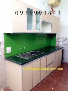 mẫu tủ bếp nhôm cánh Laminate chữ I