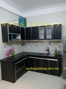 thiết kế tủ bếp nhôm cánh Laminate chữ L