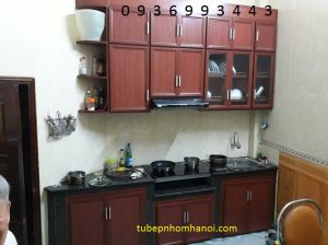 tủ bếp nhôm vân gỗ
