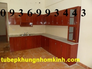 tu bep nhom kinh