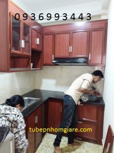 tủ bếp nhôm vân gỗ