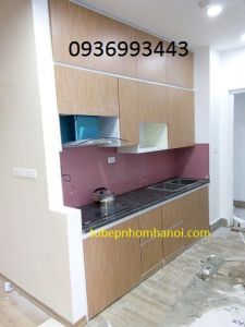 mẫu thi công tủ bếp nhôm cánh Laminate