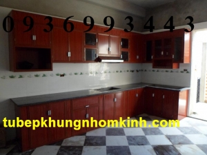 tủ bếp nhôm kính
