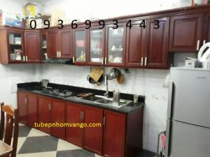 mẫu tủ bếp nhôm vân gỗ