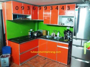 thiết kế tủ bếp nhôm cánh Acrylic