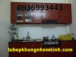 tu bep nhom kinh nhom van go