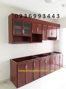 thi cong tu bep nhom van go chu I