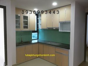 thiết kế tủ bếp nhôm cánh Laminate chữ L