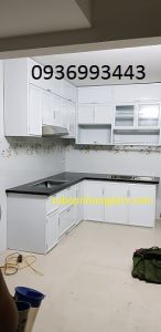 mẫu tủ bếp nhôm