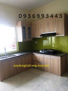 tủ bếp nhôm cánh Laminate xây bệ bếp