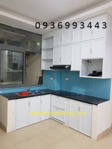 Tủ bếp nhôm kính