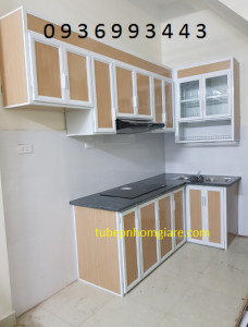 tủ bếp nhôm kính