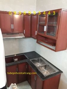 tủ bếp nhôm kính