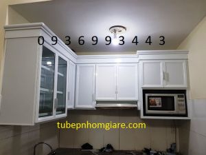tủ bếp sơn tĩnh điện