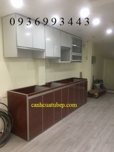 tủ bếp nhôm cánh hệ Zanglee bóng gương