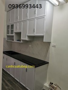 thi công tủ bếp nhôm