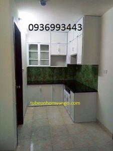 tủ bếp nhôm sơn tĩnh điện chữ L