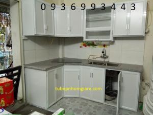 mẫu thiết kế tủ bếp nhôm sơn tĩnh điện