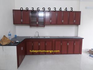 tủ bếp nhôm vân gỗ