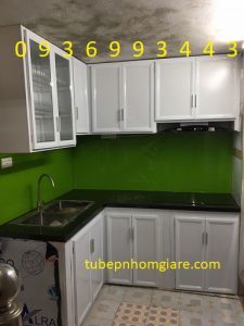 tủ bếp nhôm chữ L