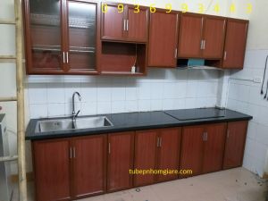 thi công tủ bếp nhôm vân gỗ chữ I