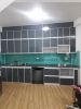 tủ bếp nhôm cánh kính mầu - anh 1