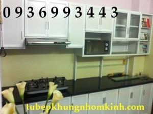 Tủ bếp nhôm kính sơn tĩnh điện