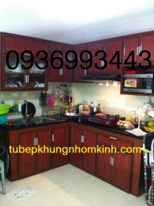 tủ bếp nhôm vân gỗ