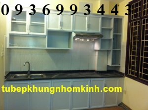 tủ bếp nhôm kính