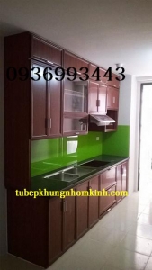 tủ bếp nhôm vân gỗ