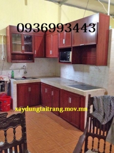 tủ bếp nhôm vân gỗ