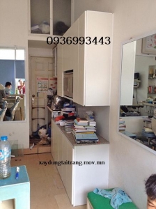 tủ bếp nhôm cánh gỗ nhựa chữ I đẹp