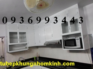tu bep nhom kinh nhom son tinh dien
