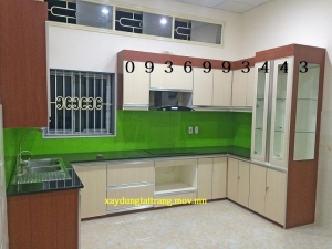 thiết kế tủ bếp thùng gỗ nhựa cánh Laminate đẹp
