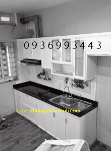 mẫu tủ bếp nhôm sơn tĩnh điện