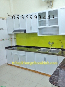 thi cong tu bep nhom son tinh dien chu L
