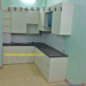 mẫu tủ bếp gỗ nhựa