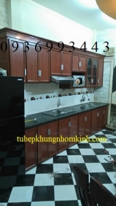 tu bep nhom kinh